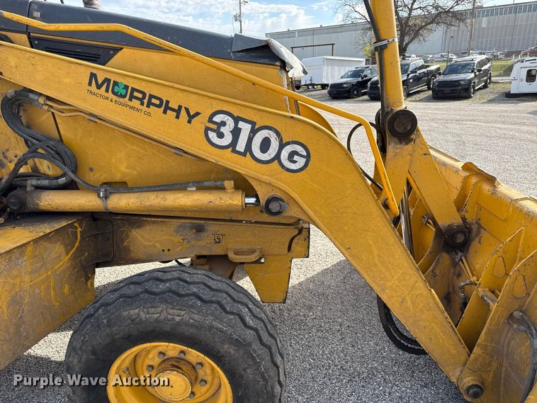 image for item EV7684 2004 John Deere 310G backhoe