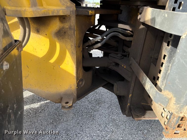 image for item EV7685 1998 Komatsu WA180-3L wheel loader