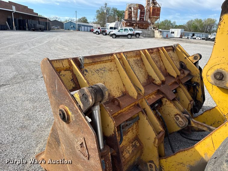 image for item EV7685 1998 Komatsu WA180-3L wheel loader