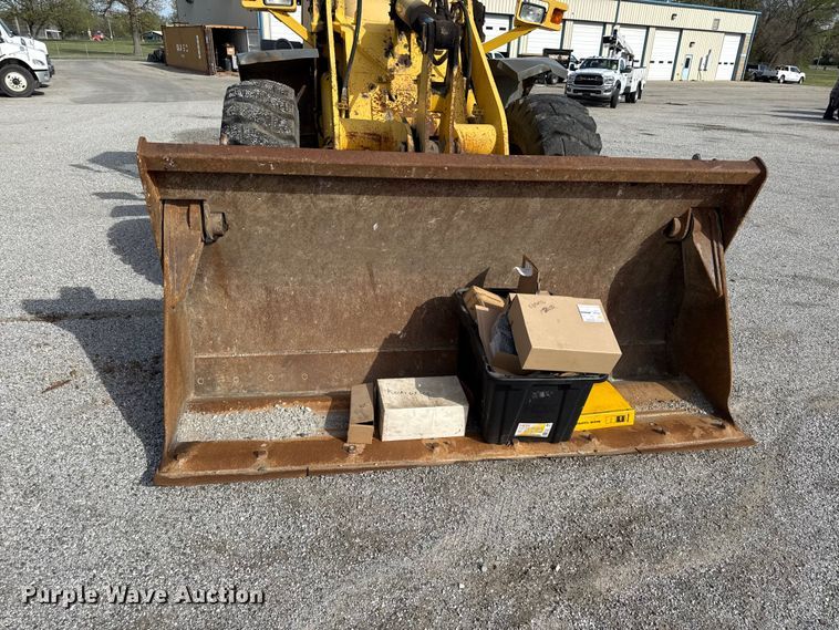 image for item EV7685 1998 Komatsu WA180-3L wheel loader