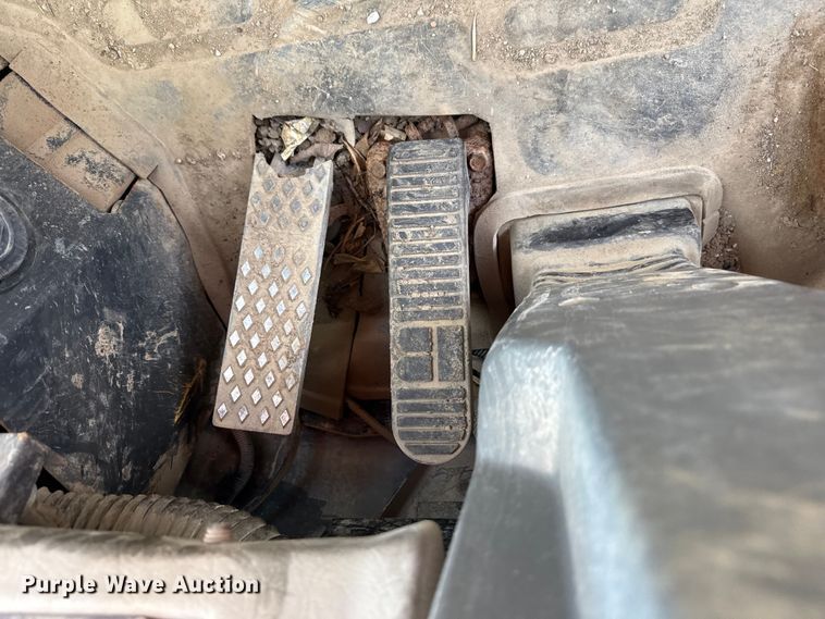 image for item EV7685 1998 Komatsu WA180-3L wheel loader