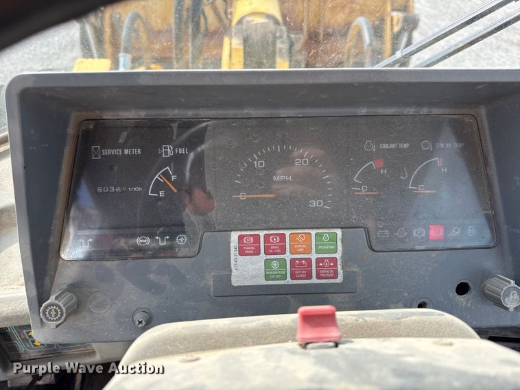 image for item EV7685 1998 Komatsu WA180-3L wheel loader