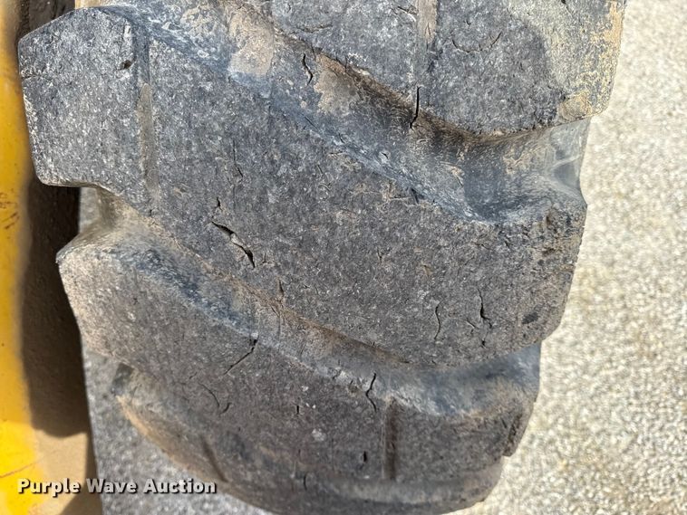 image for item EV7685 1998 Komatsu WA180-3L wheel loader