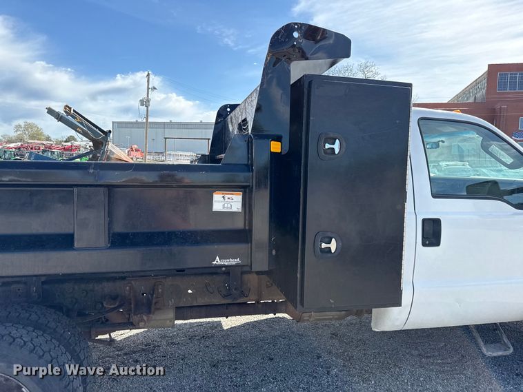 image for item EV7686 2008 Ford F550 dump truck