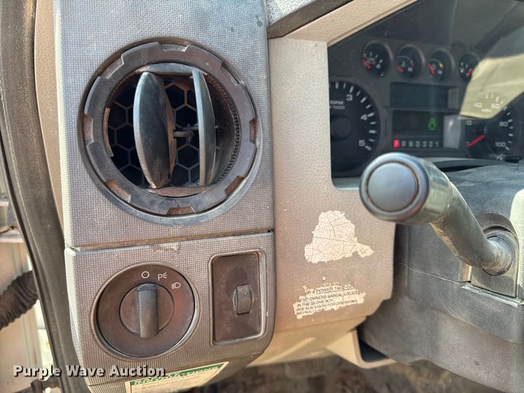 image for item EV7686 2008 Ford F550 dump truck