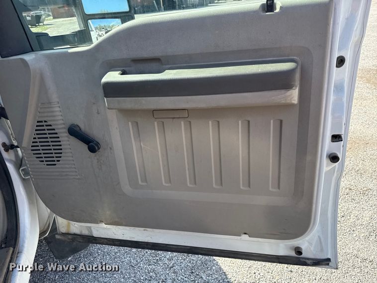 image for item EV7686 2008 Ford F550 dump truck