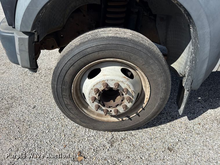 image for item EV7686 2008 Ford F550 dump truck