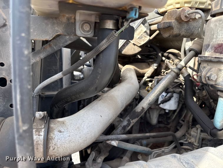 image for item EV7687 2005 Chevrolet C6500 dump truck