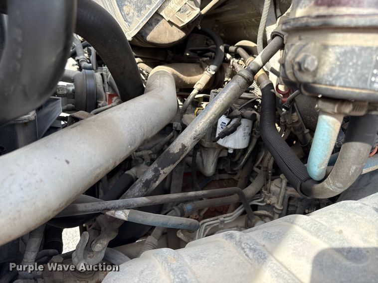 image for item EV7687 2005 Chevrolet C6500 dump truck