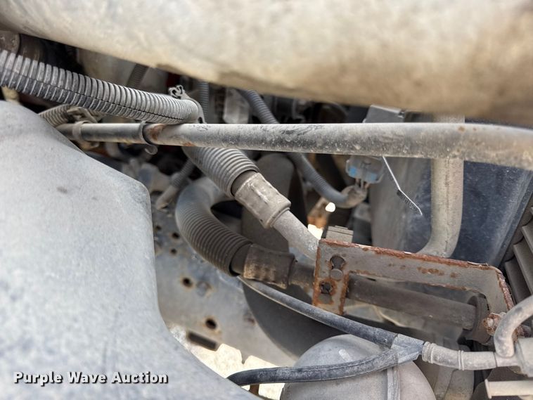 image for item EV7687 2005 Chevrolet C6500 dump truck