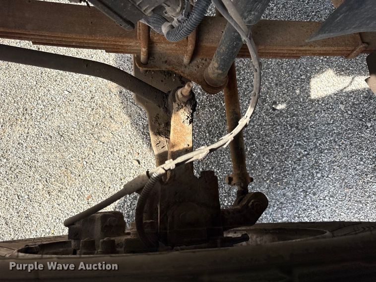 image for item EV7687 2005 Chevrolet C6500 dump truck