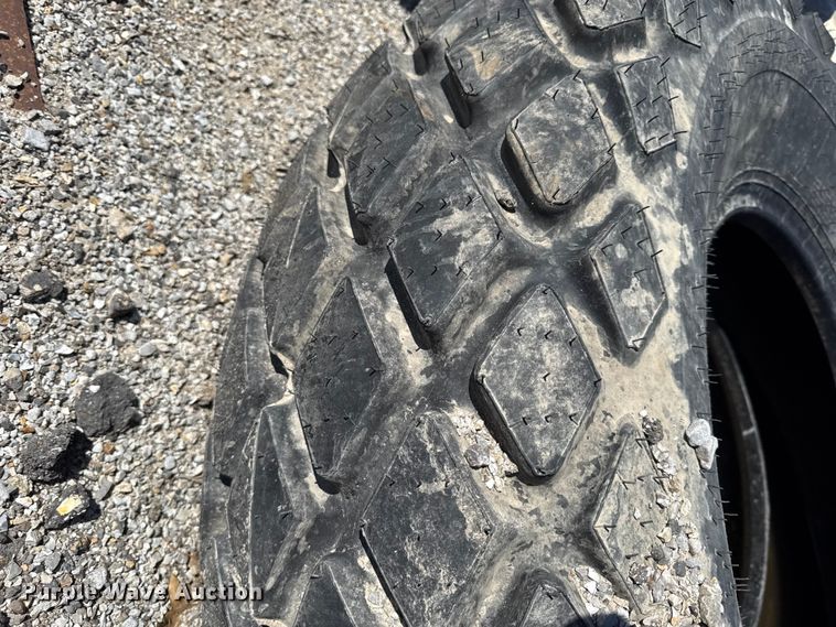 image for item EV7689 Tires