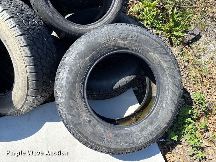 image for item EV7689 Tires