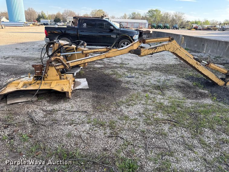 image for item EV7690 Diamond boom mower