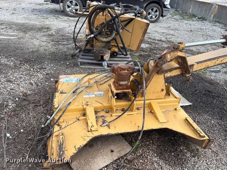 image for item EV7690 Diamond boom mower