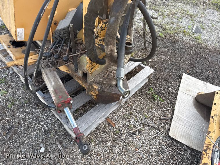 image for item EV7690 Diamond boom mower