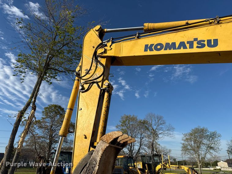 image for item EV7691 2007 Komatsu PC200LC-8 excavator