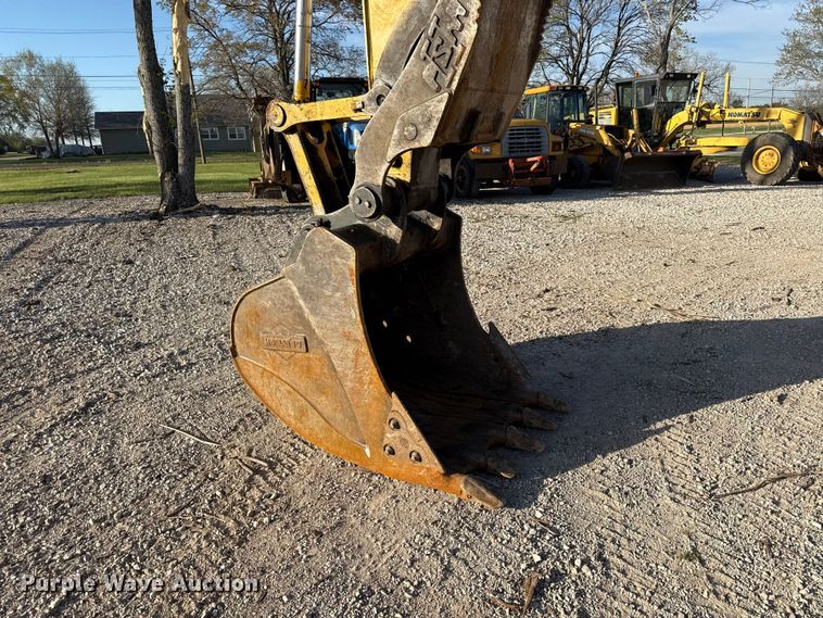 image for item EV7691 2007 Komatsu PC200LC-8 excavator