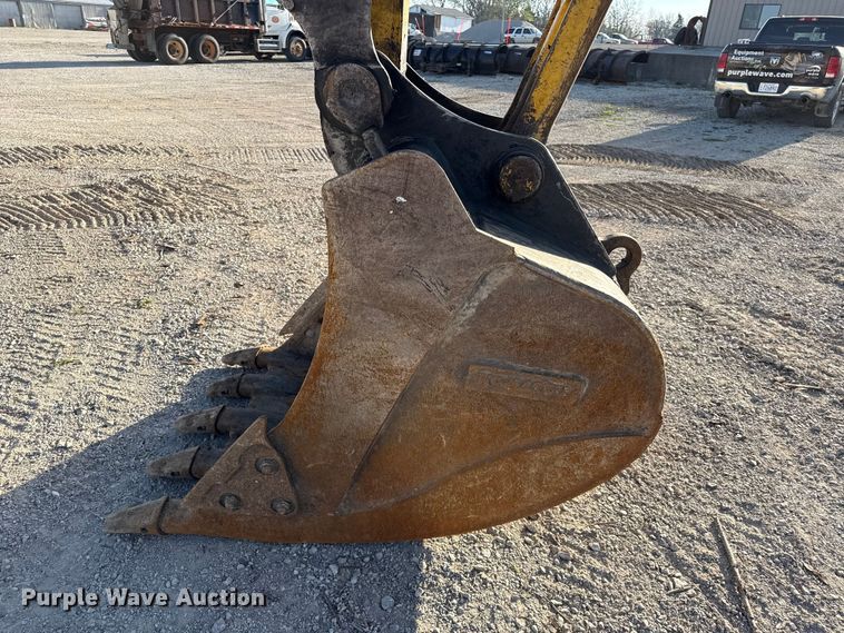 image for item EV7691 2007 Komatsu PC200LC-8 excavator