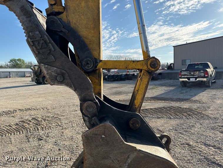 image for item EV7691 2007 Komatsu PC200LC-8 excavator