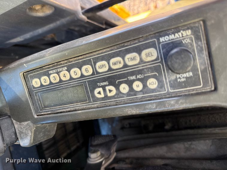 image for item EV7691 2007 Komatsu PC200LC-8 excavator