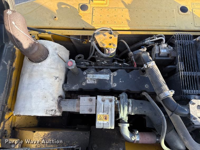 image for item EV7691 2007 Komatsu PC200LC-8 excavator