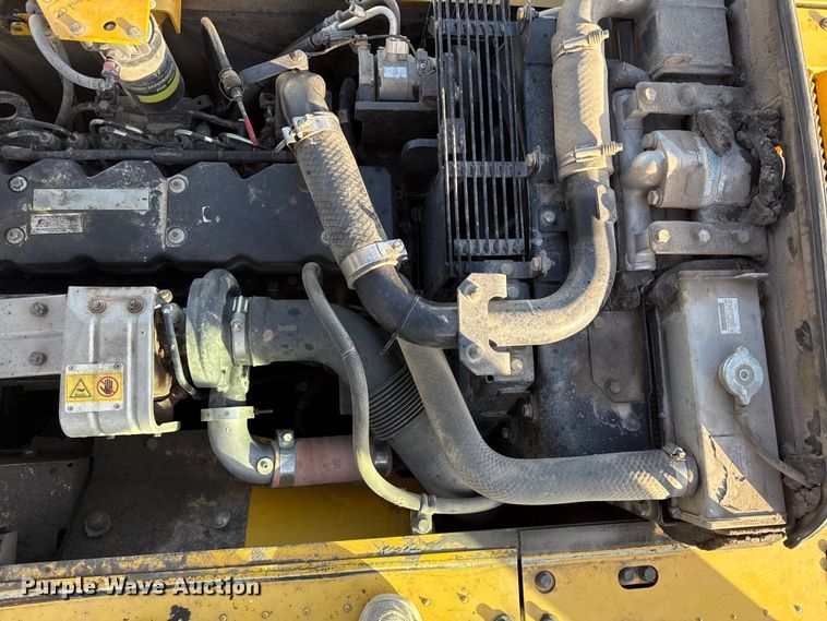 image for item EV7691 2007 Komatsu PC200LC-8 excavator