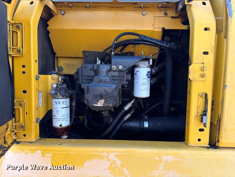 image for item EV7691 2007 Komatsu PC200LC-8 excavator