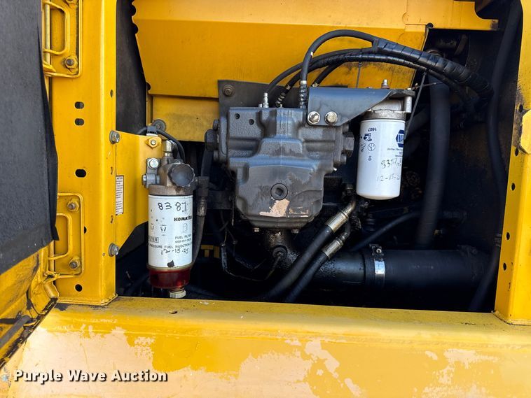 image for item EV7691 2007 Komatsu PC200LC-8 excavator