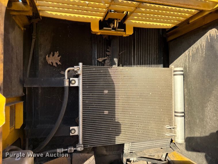 image for item EV7691 2007 Komatsu PC200LC-8 excavator