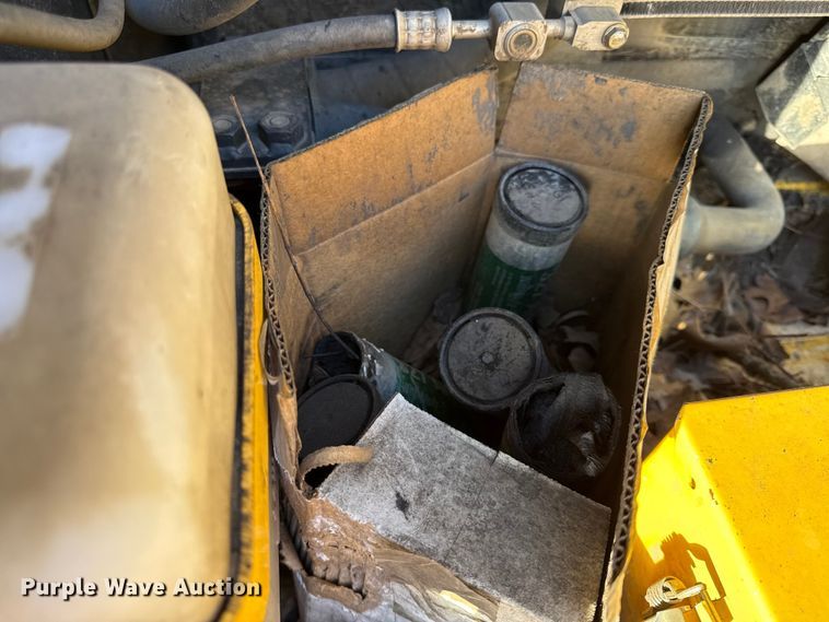 image for item EV7691 2007 Komatsu PC200LC-8 excavator