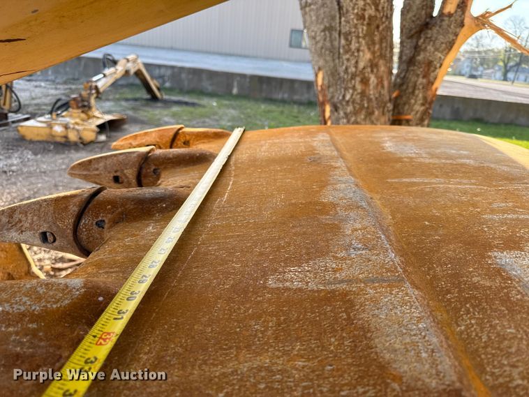 image for item EV7691 2007 Komatsu PC200LC-8 excavator