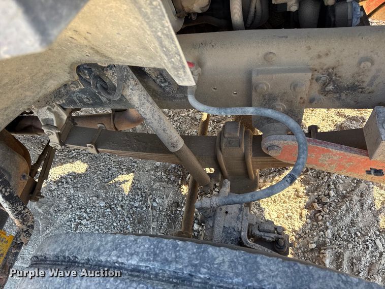 image for item EV7693 1997 Ford F800 dump truck