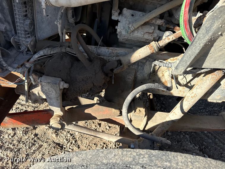 image for item EV7693 1997 Ford F800 dump truck