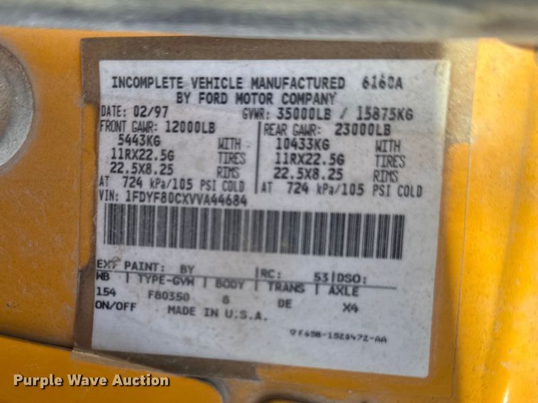 image for item EV7693 1997 Ford F800 dump truck