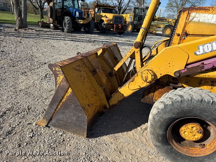 image for item EV7694 1996 John Deere 410D backhoe