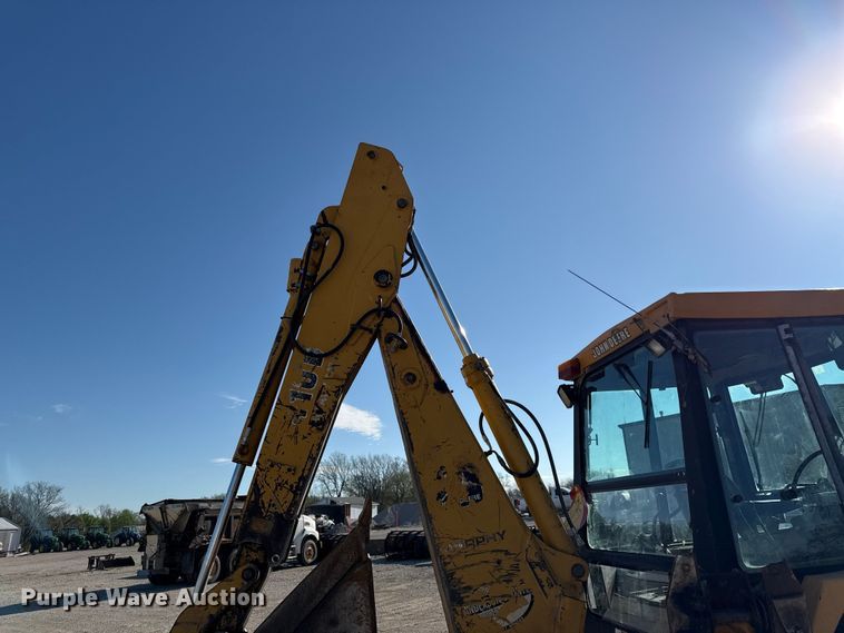 image for item EV7694 1996 John Deere 410D backhoe