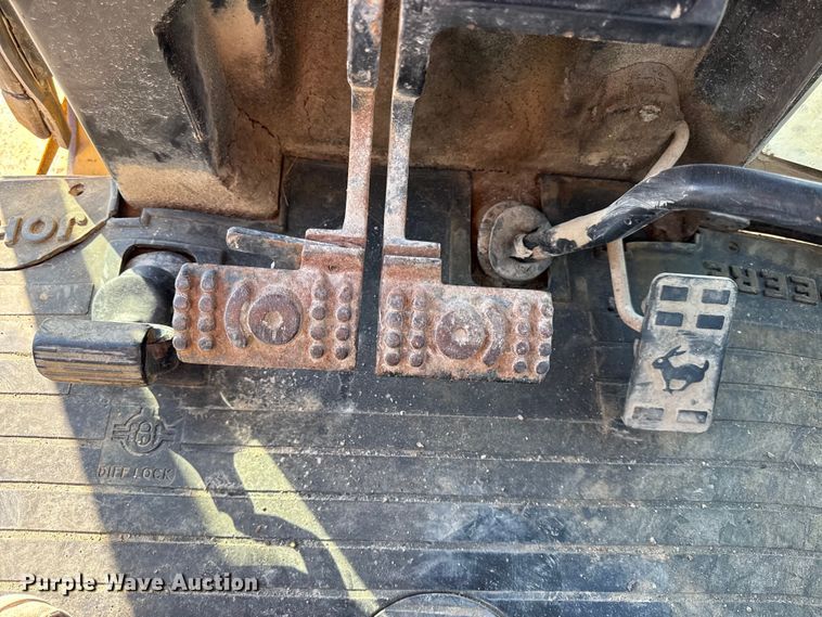 image for item EV7694 1996 John Deere 410D backhoe