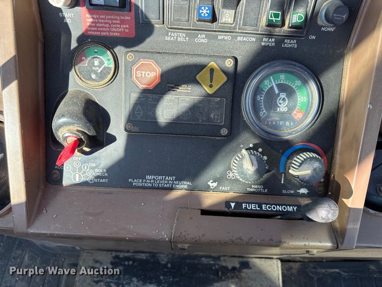 image for item EV7694 1996 John Deere 410D backhoe