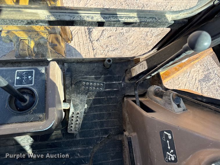 image for item EV7694 1996 John Deere 410D backhoe