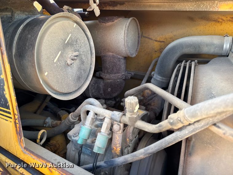 image for item EV7694 1996 John Deere 410D backhoe