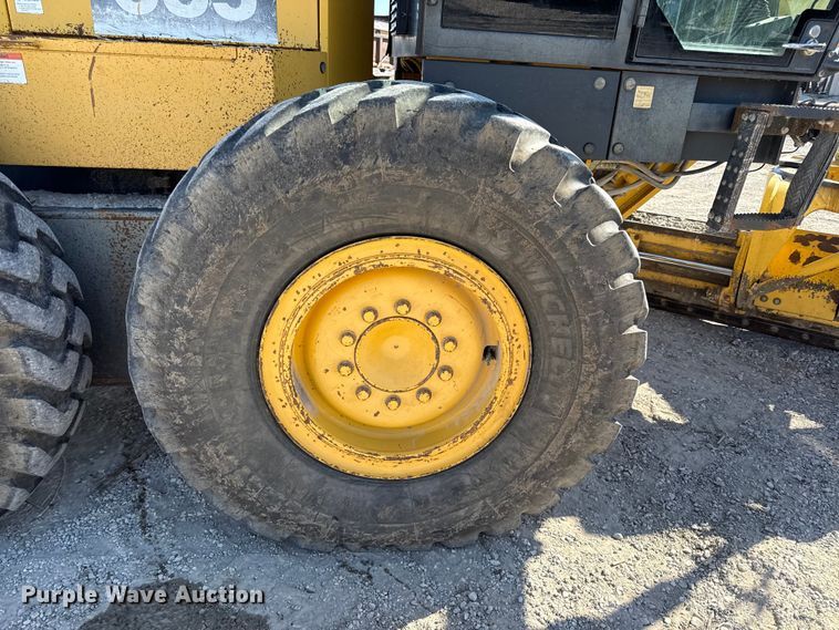 image for item EV7695 2008 Komatsu GD655-3EO motor grader