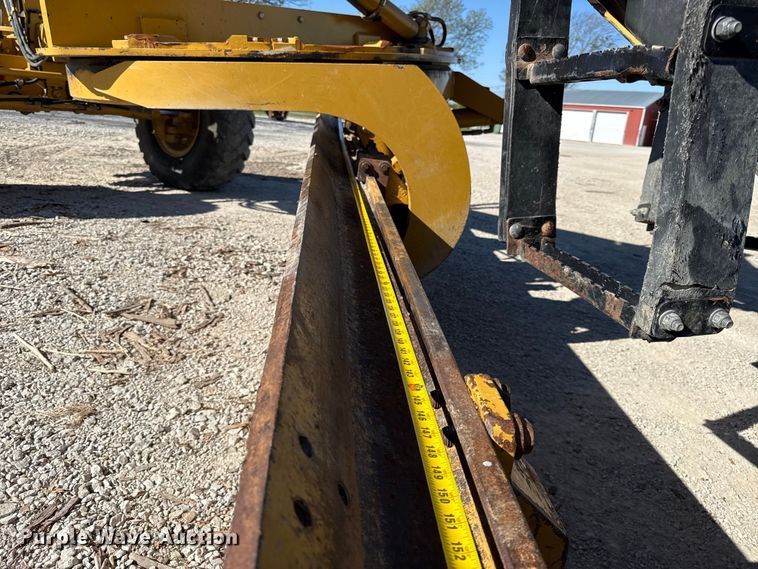 image for item EV7696 2013 Caterpillar 12M2 motor grader