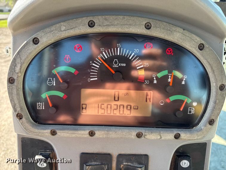 image for item EV7696 2013 Caterpillar 12M2 motor grader