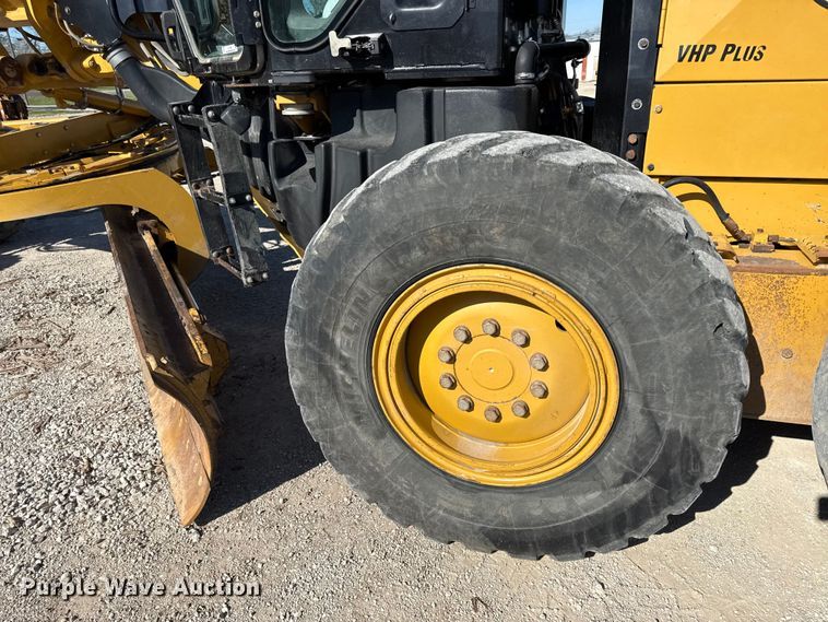 image for item EV7696 2013 Caterpillar 12M2 motor grader