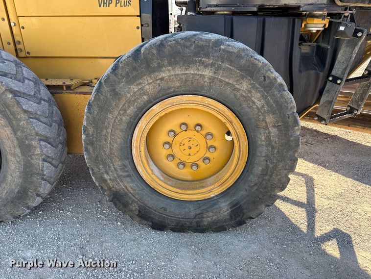 image for item EV7696 2013 Caterpillar 12M2 motor grader