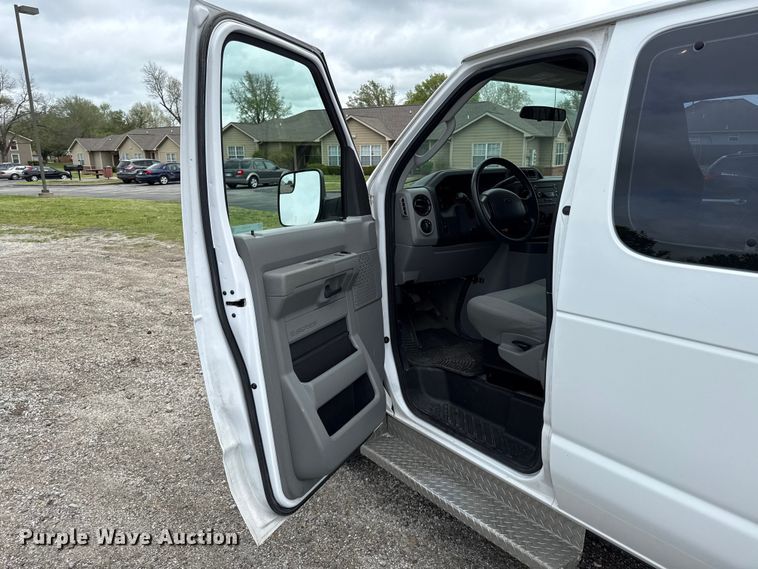 image for item EV7703 2014 Ford E150 Econoline van