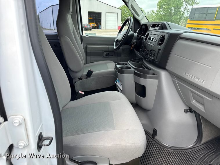 image for item EV7703 2014 Ford E150 Econoline van
