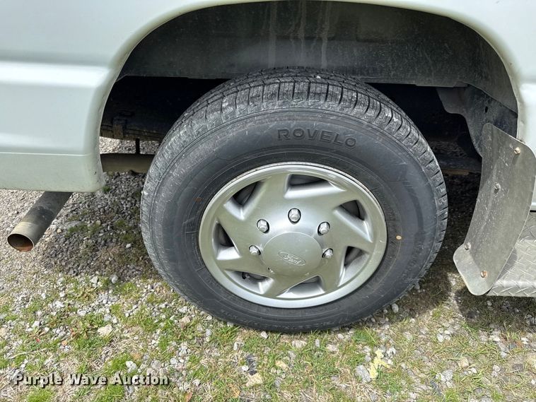image for item EV7703 2014 Ford E150 Econoline van