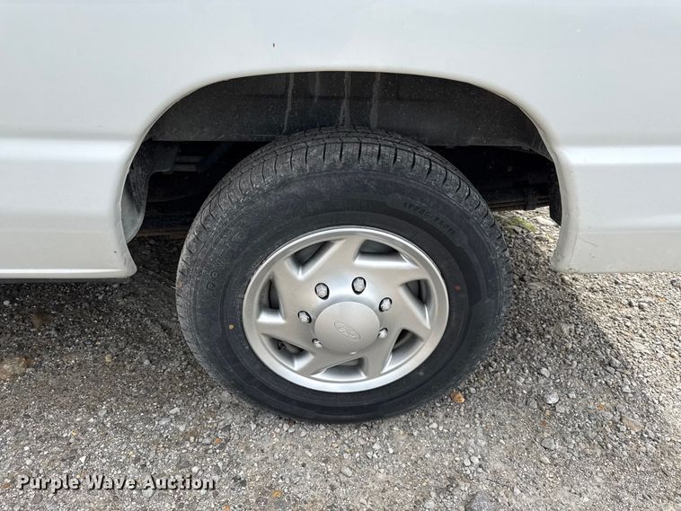 image for item EV7703 2014 Ford E150 Econoline van